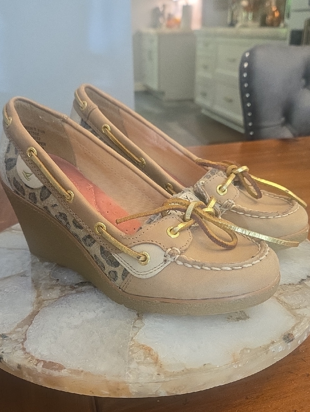 Euc Sperry Leather Wedge Size 6.5 Tan  Leopard Gold